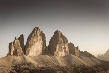 Tre Cime di Lavaredo ve bir yaz günü kendi ortamında