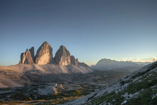 Sommersonnenuntergang Tre Cime Lavaredo Den Dolomiten — Stockfoto
