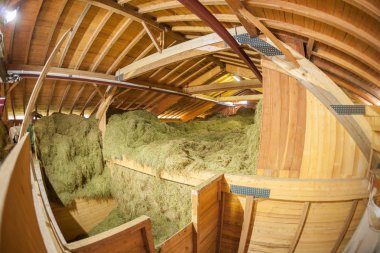 haymaking sırasında modern yeni hayloft