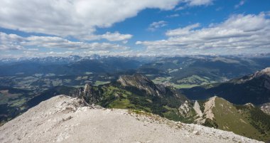 Dolomites Picco di Vallandro üst ten geniş görünümü