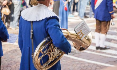 CHIUSA, İtalya - 16 Eylül 2017: Val Isarco 'da her eylül ayında yerel kutlama 