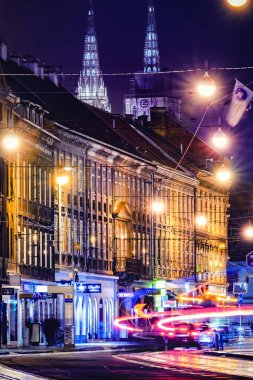 Zagreb gecesi Ilica Caddesi Katedrali Hırvatistan