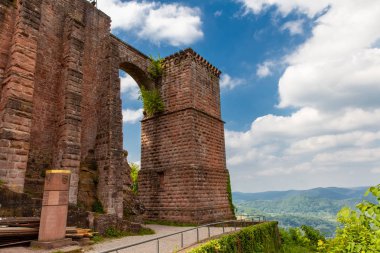 Trifels kale Güney Palatinate Forest Sauth Almanya