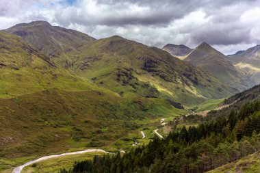 Dağlık manzara seyahat hiking Kyle Glenshiel İskoçya doğada