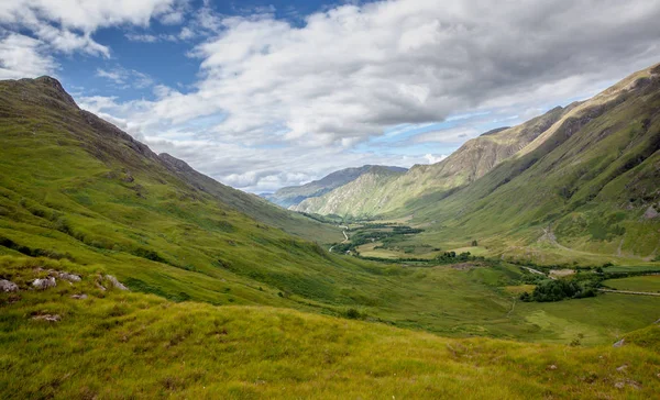 Doğa Highlands otantik manzara Kyle Glenshiel yürüyüş parkurları İskoçya seyahat