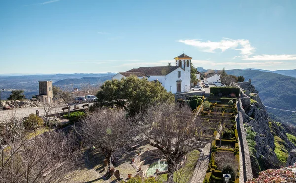 Iglesia Blanca Colina Jardín Paisaje Aldea Medival Marvao Portugal —  Fotos de Stock