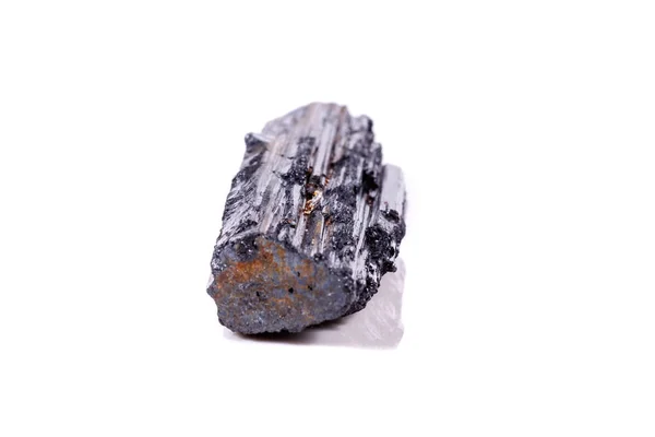 Makro Minerální Kamenné Sherle Schorl Černý Turmalín Bílém Pozadí Detail — Stock fotografie