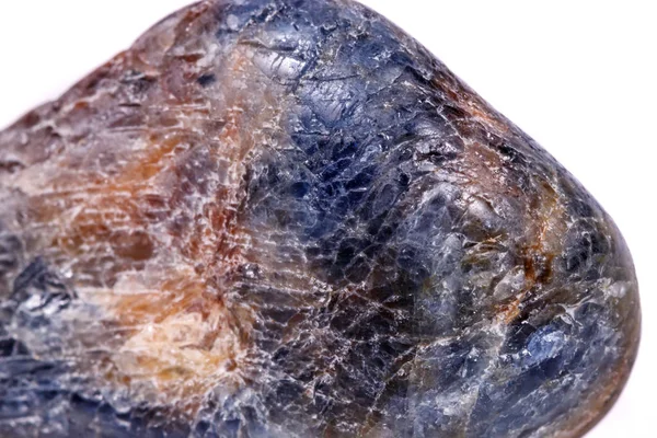 Makro Mineral Sten Sapphire Vit Bakgrund Närbild — Stockfoto