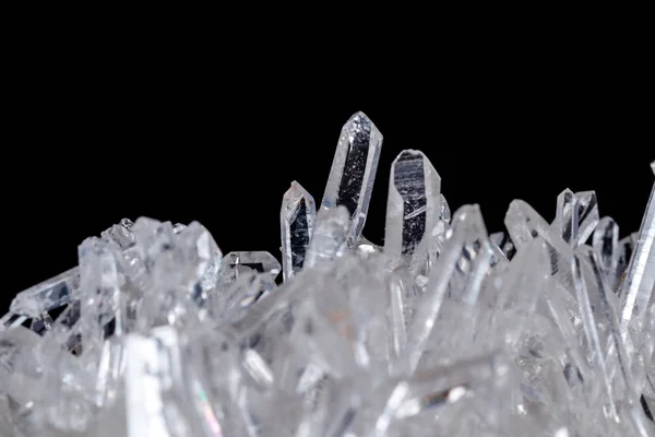 Makro Mineral Taş Yapay Elmas Kristalleri Siyah Arka Plan Üzerinde — Stok fotoğraf