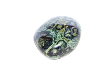 Makro mineral taş jasper kambaba beyaz bir arka plan üzerinde Kapat