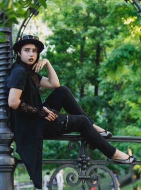 güzel, Genç bir kız stil steampunk giyinmiş yakın çekim