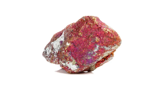 Makro Mineral Taş Chalcopyrite Beyaz Bir Arka Plan Kayada Yakın — Stok fotoğraf