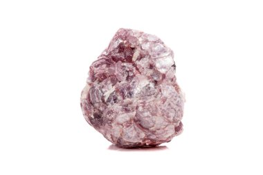 Makro mineral taş Lepidolit kaya beyaz bir arka plan yakın çekim
