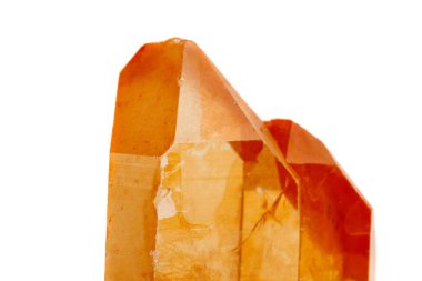 Makro mineral taş Lemurya kristal beyaz bir arka plan yakın çekim