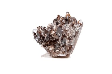 Makro mineral taş Scene kristal beyaz bir arka plan Rock'daki yakın çekim