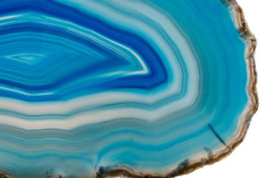 Makro mineral taş Mavi Akik doğurmak beyaz bir arka plan yakın çekim