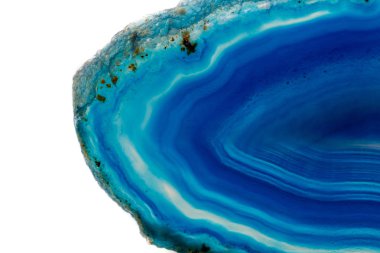 Makro mineral taş Mavi Akik doğurmak beyaz bir arka plan yakın çekim