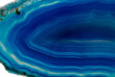 Makro mineral taş Mavi Akik doğurmak beyaz bir arka plan yakın çekim
