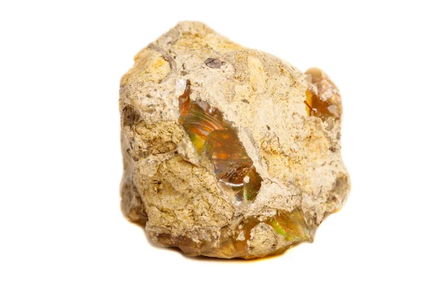 Batuan Mineral Macro Opal Pada Batuan Pada Latar Belakang Putih — Stok Foto