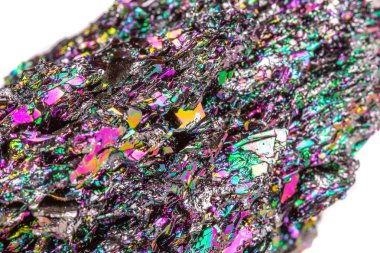 Makro mineral taş Carborundum beyaz arka plan üzerinde Kapat