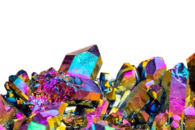 Makro mineral taş titanyum kuvars, alev Aura kuvars beyaz arka plan yakın tarih
