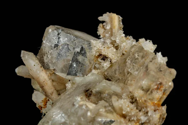 Makro Mineral Taş Florit Kuvars Siyah Arka Plan Ile Yakın — Stok fotoğraf