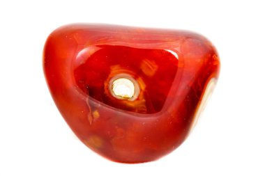 Makro mineral taş akik beyaz bir arka plan üzerinde Kapat