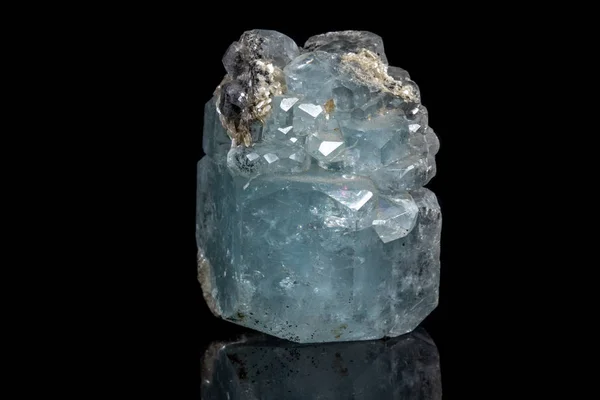 Macro Minerale Stone Aquamarine Een Zwarte Achtergrond Close — Stockfoto