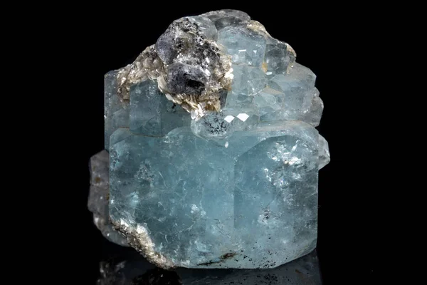 Macro Minerale Stone Aquamarine Een Zwarte Achtergrond Close — Stockfoto