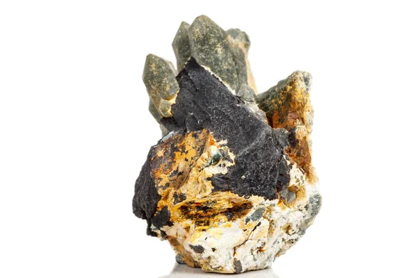 Macro Minerale Stone Kwarts Hedenbergiet Prase Ilvite Een Witte Achtergrond — Stockfoto