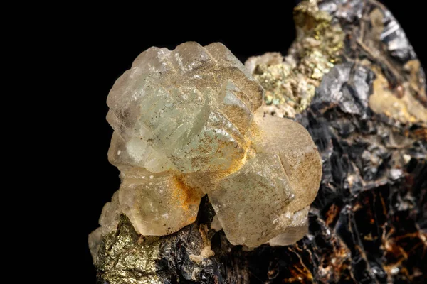 Sphalerite Florit Pirit Siyah Bir Arka Plan Ile Makro Bir — Stok fotoğraf