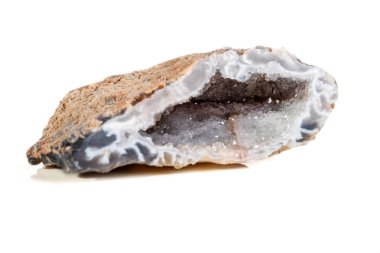 Makro mineral taş akik böbrek gerbera beyaz arka plan üzerinde kapat