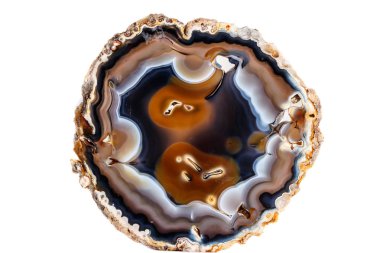 Beyaz bir arka plan makro mineral taş sarı, kahverengi akik doğurmak yakın çekim