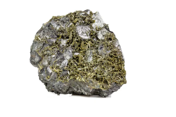 Macro Mineral Epidote Pedra Sobre Fundo Branco Close — Fotografia de Stock