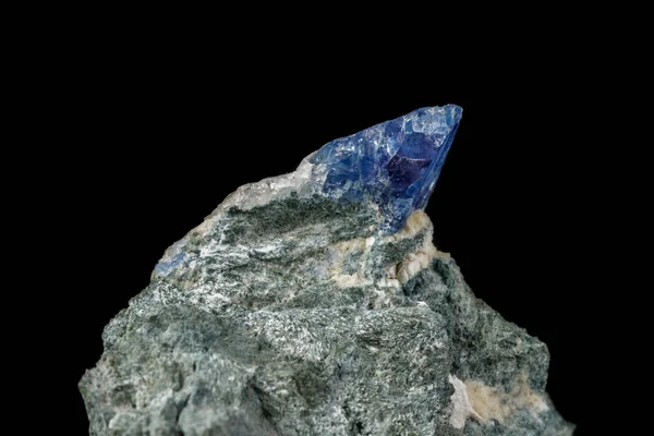Makro Mineralstein Bentorit Auf Schwarzem Hintergrund Nahaufnahme — Stockfoto