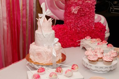 güzel pasta, şeker ve pasta bir birim ile yakından