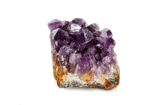 Amethyst Crystal Druse Mineralne Makro Białym Tle Bliska — Zdjęcie stockowe