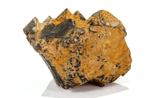 Макро-мінеральний камінь димчастий кварц, раю Гюнгопаз на білому фоні — стокове фото