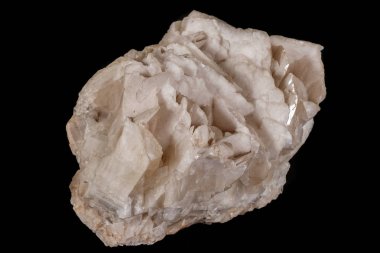 Makro mineral taş kalsit siyah arka plan