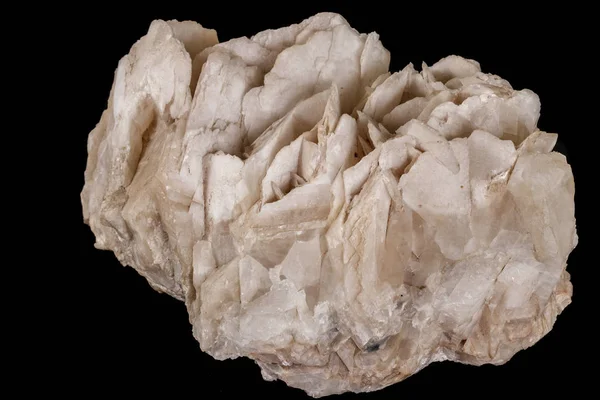 Makro mineral taş kalsit siyah arka plan