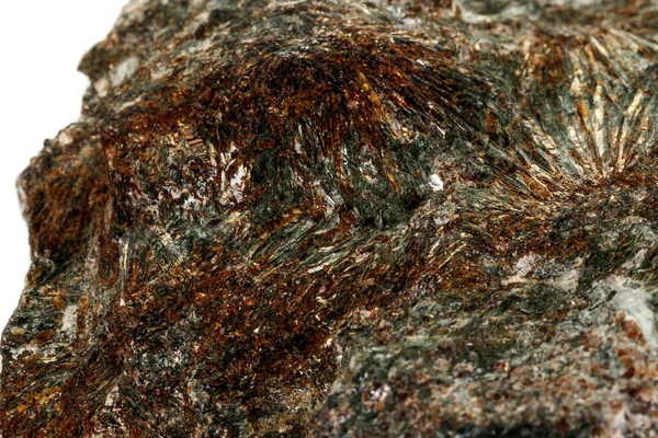 Makro ásványi kő astrophyllite fehér háttér — Stock Fotó