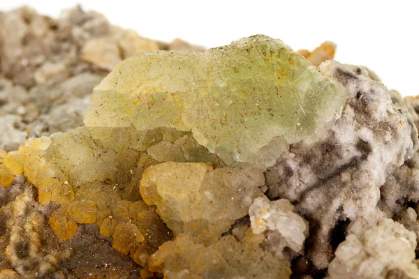 Makro-Mineral Fluorit Stein auf weißem Hintergrund — Stockfoto