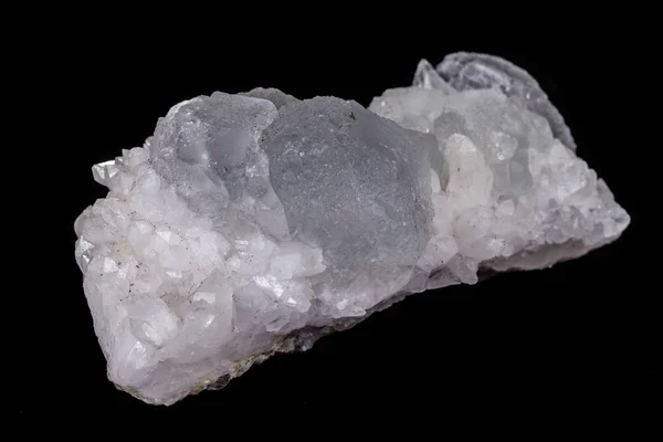 Makro minerałów fluorytu kamień na tle balck — Zdjęcie stockowe
