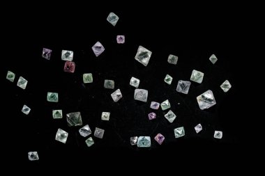 Makro mineral florit taşı balck arka plan üzerinde