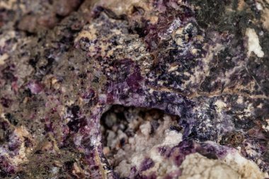 Makro taş florit maden siyah bir zemin üzerine