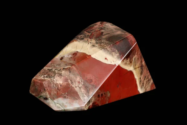 Makro siyah arka plan üzerinde mineral jasper taş — Stok fotoğraf