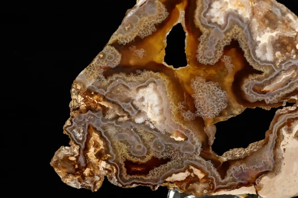 Makro kamień mineralne Agat na czarnym tle — Zdjęcie stockowe