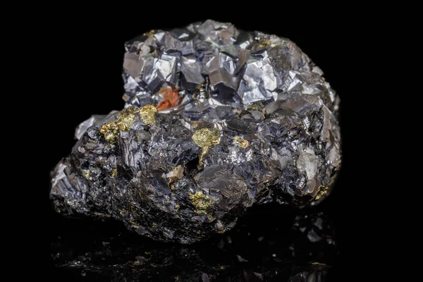 Makro sten mineral Galena på svart bakgrund — Stockfoto