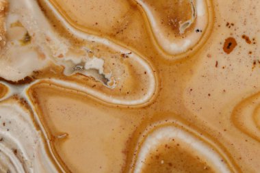 Makro Taş mineral flint siyah bir zemin üzerine