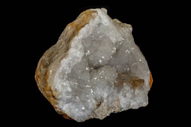Makro Taş mineral quartz komik siyah arka plan üzerine